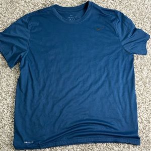 Men’s Blue Nike Dri-Fit Shirt XXL